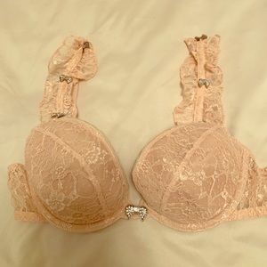Beautiful Lace Victoria’s Secret Bra